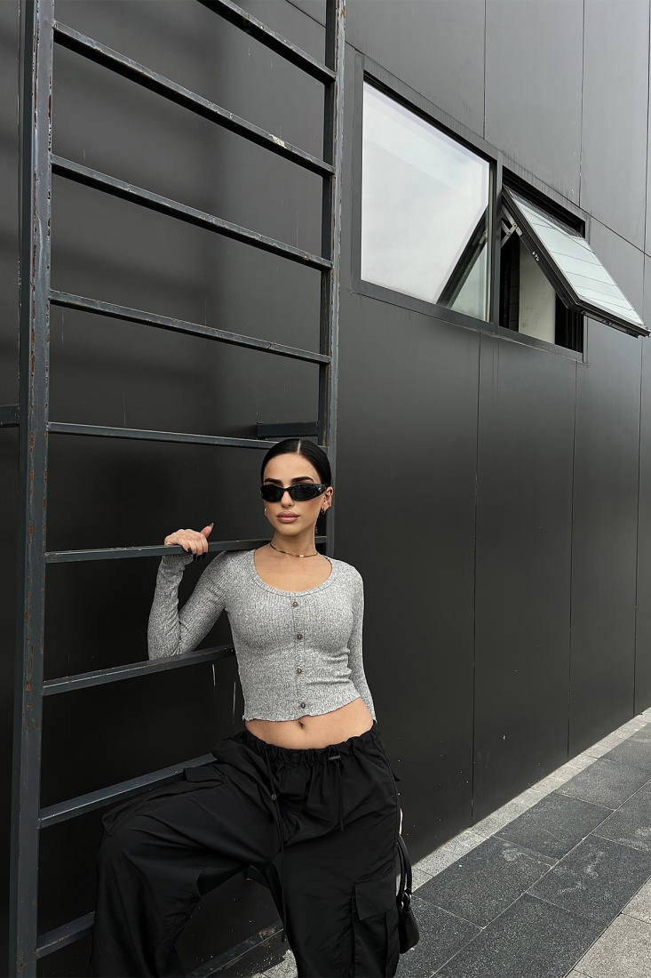 Gri Önü Düğmeli Crop Top ATE4731 - EYYO