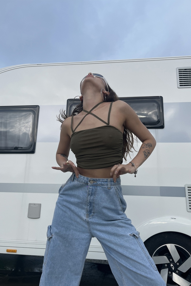 Haki Sırt Detay Bağlamalı Crop Top ATE6706