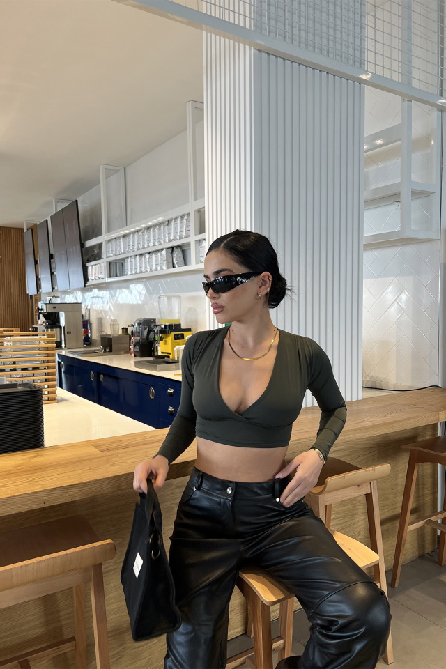 Haki Sırtı Bağlamalı Crop Top