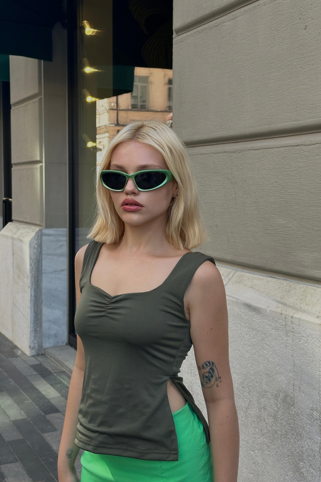 Haki Yırtmaç Detay Crop Top ATE6175 - 3