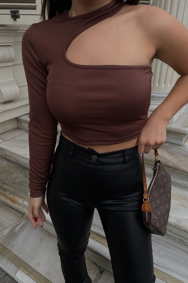 Kahverengi Boyun Detay Crop