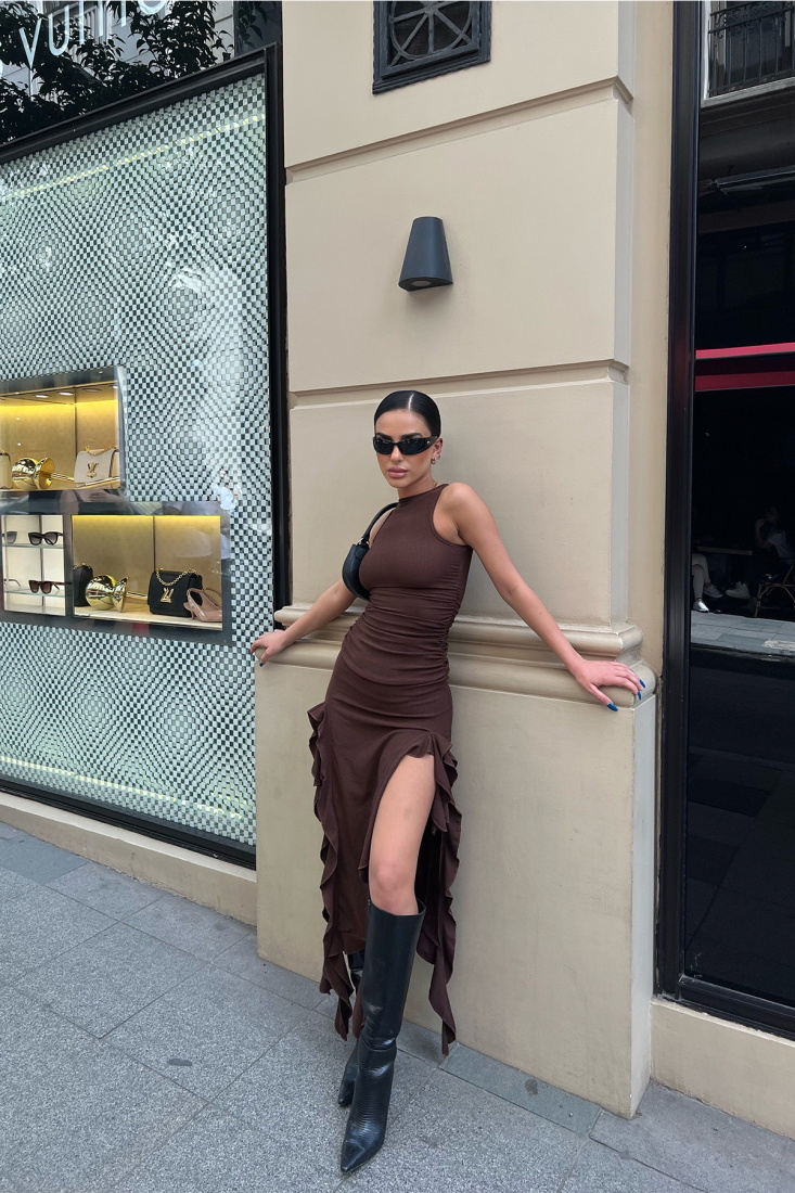 Kahverengi Derin Yırtmaçlı Uzun Elbise ATE6867 - EYYO