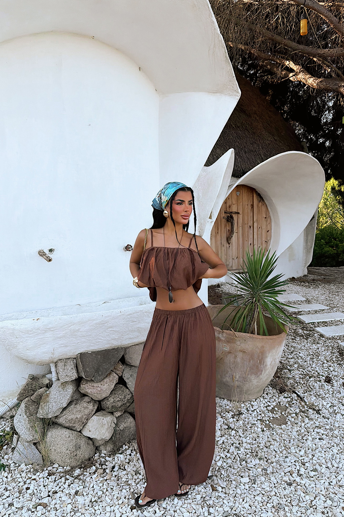 Kahverengi Pantolonlu Takım - 3