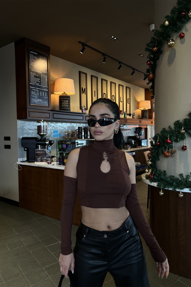Kahverengi Pencere Detay Crop Top ATE2935 - 