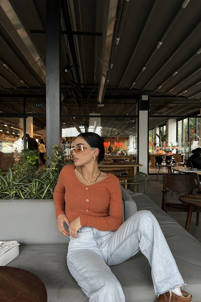 Kiremit Düğme Detay Crop Top ATE2833 - 3