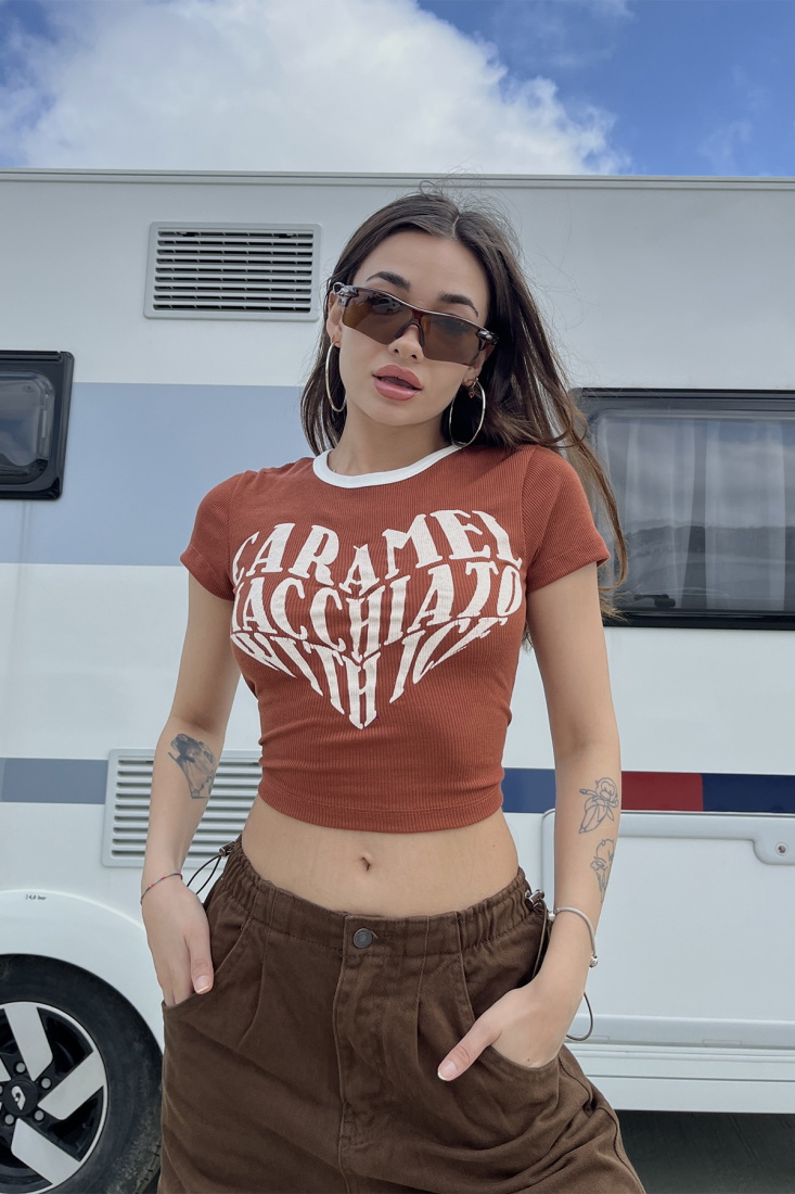 Kiremit Önü Yazılı Crop Top ATE6678 - EYYO
