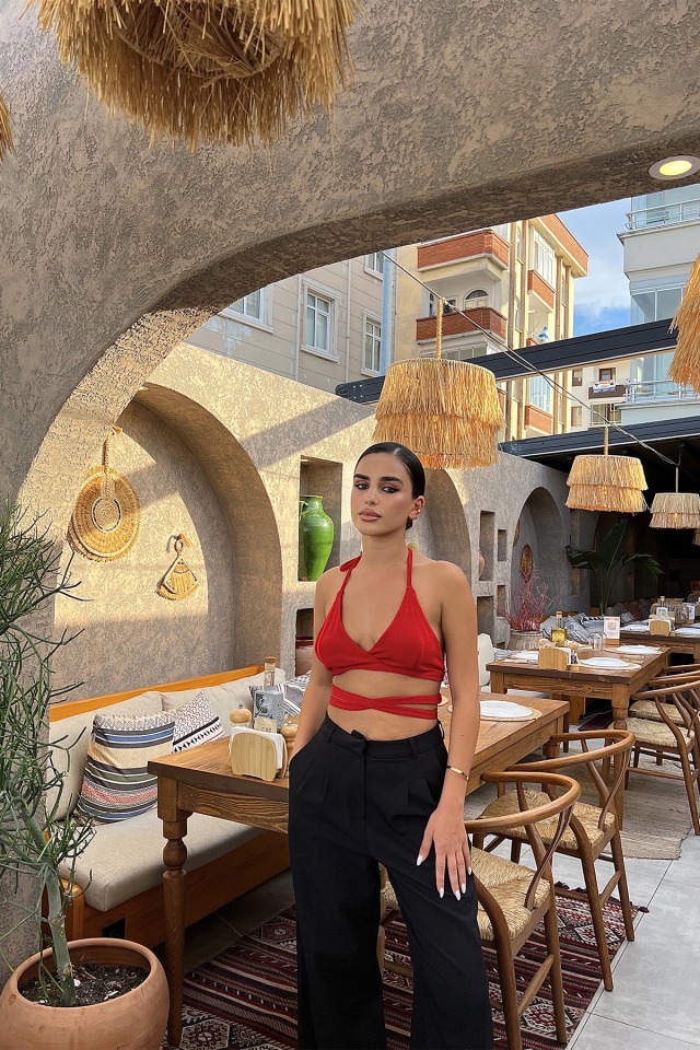 Kırmızı Bağlamalı Crop Top ATE1993 - 