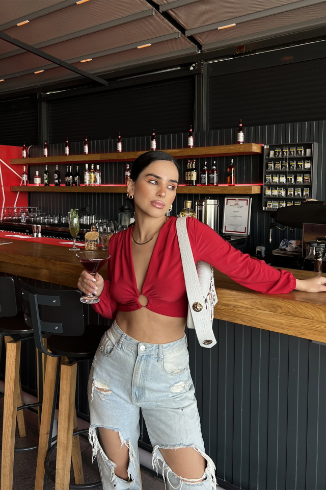 Kırmızı Halka Detay Crop Top ATE2956 - 4