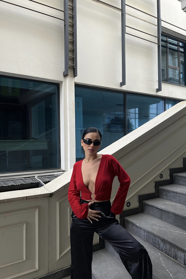 Kırmızı Halka Detay Crop Top ATE3678 