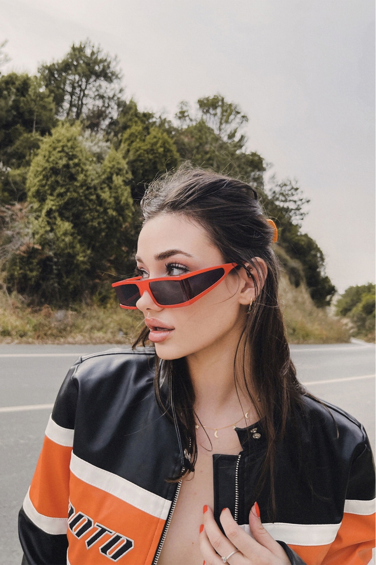 Kırmızı Kalın Çerçeveli Gözlük ATE4103 - EYYO