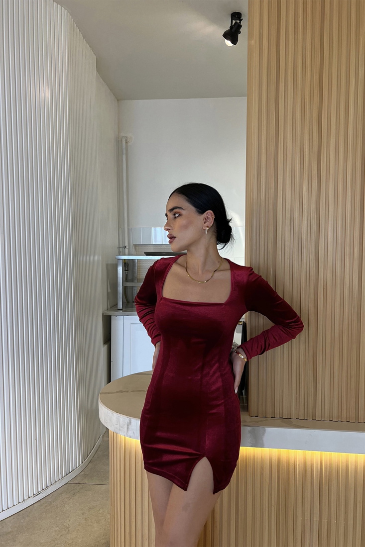 Kırmızı kare Yaka Yırtmaç Detay Elbise ATE2866 - EYYO