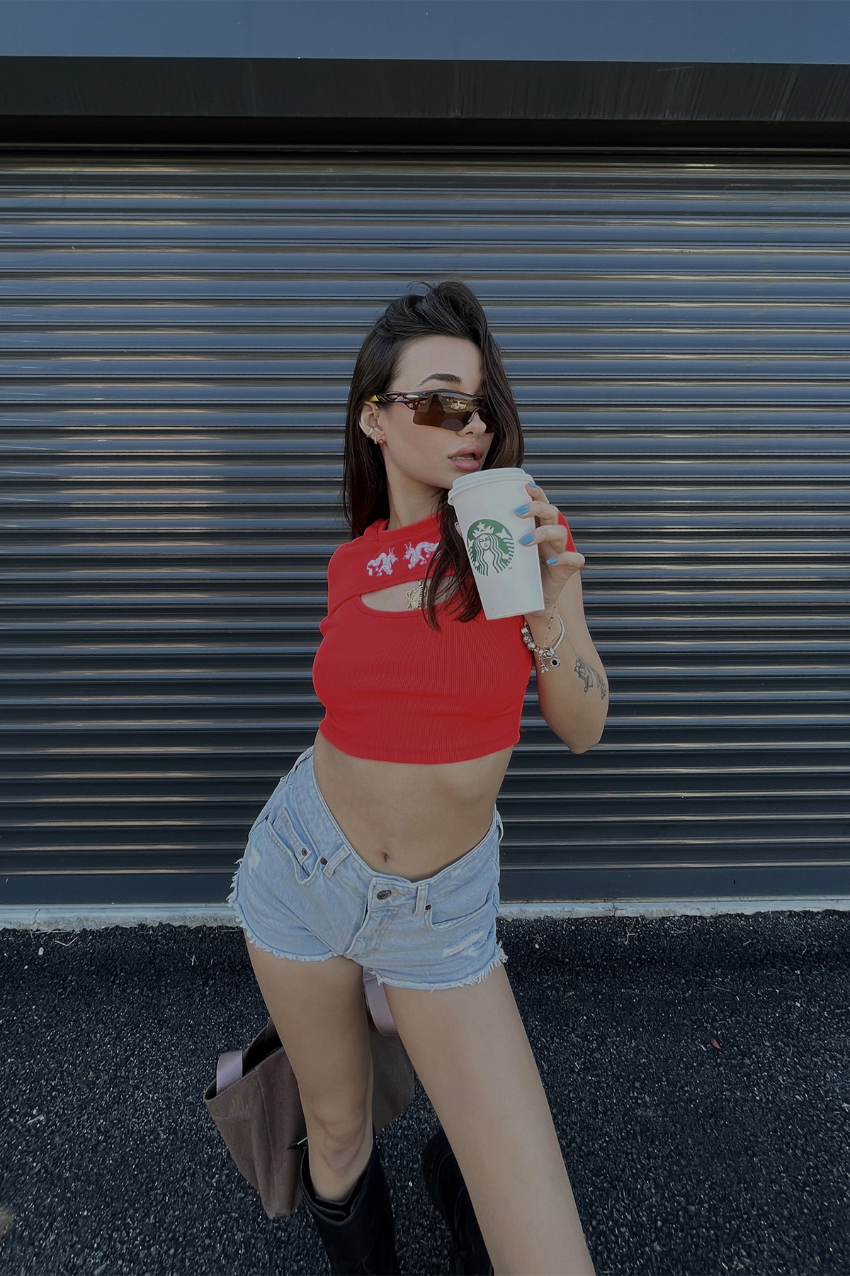 Kırmızı Önü Baskılı Crop Top ATE4962 - 3