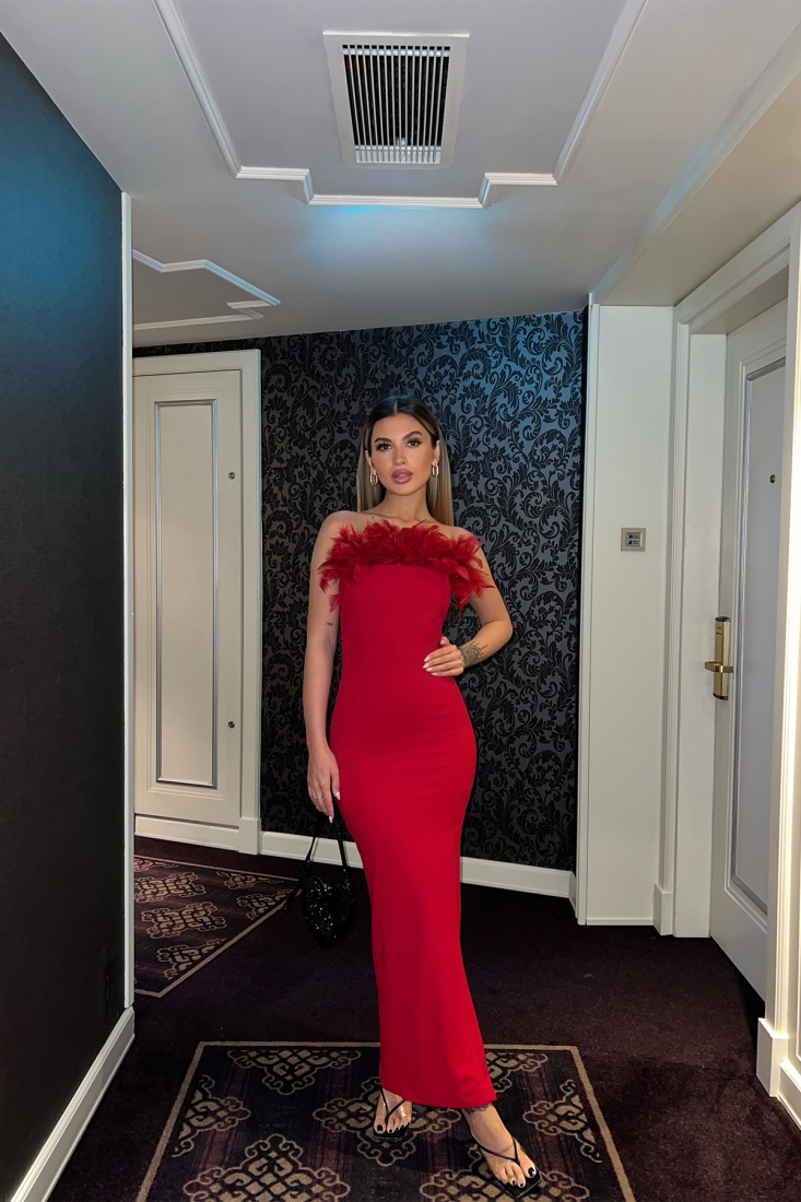 Kırmızı Straplez Tüy Detay Elbise ATE4676 - EYYO