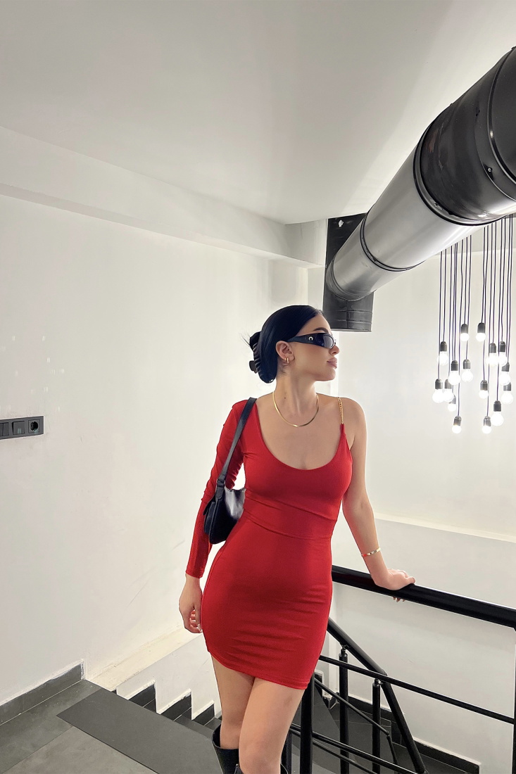 Kırmızı Zincir Detay Mini Elbise ATE3738 - EYYO