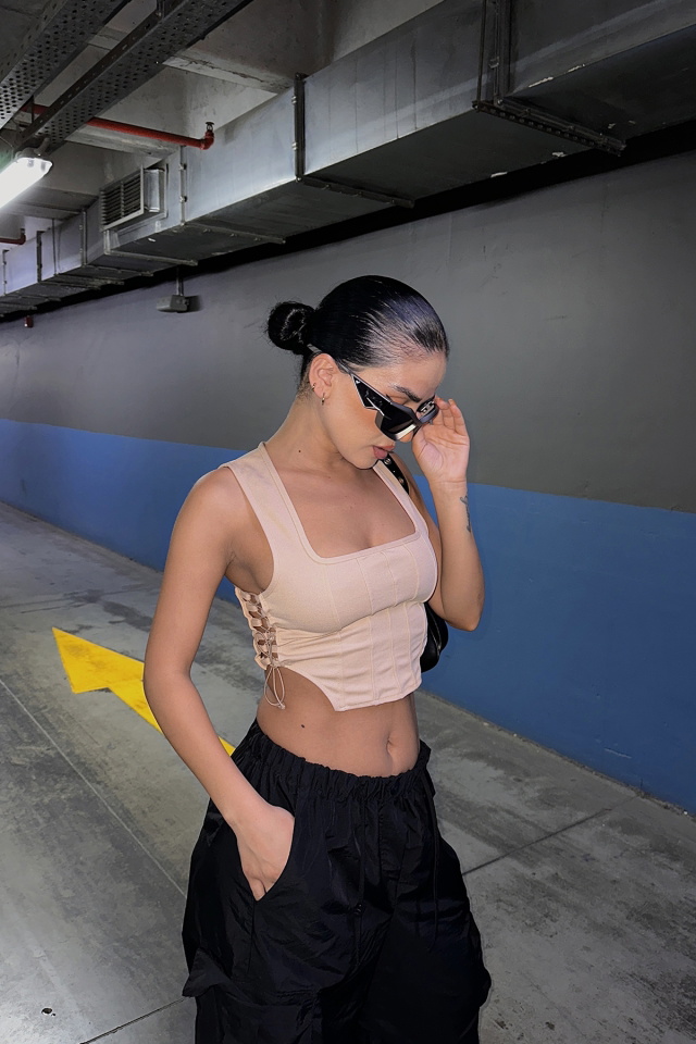Krem Askılı Bağlamalı Crop Top