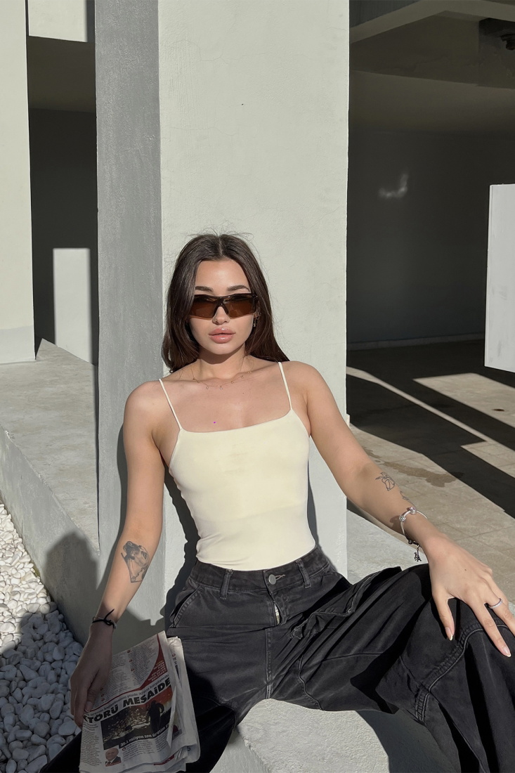 Krem Askılı Bodysuit ATE5108 - EYYO