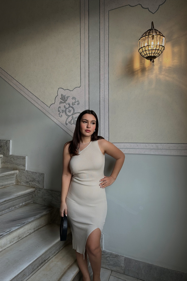 Krem Askılı Yırtmaç Detay Elbise ATE3709 - EYYO