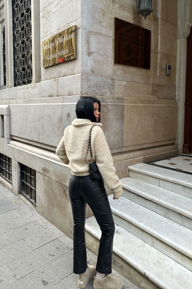 Krem Cep Detay Düğmeli Ceket ATE-0234 - 5