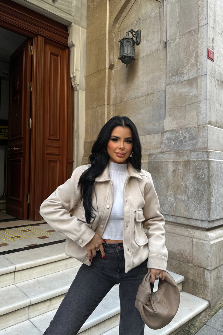 Krem Gömlek Yaka Cep Detay Ceket ATE-0785 - EYYO