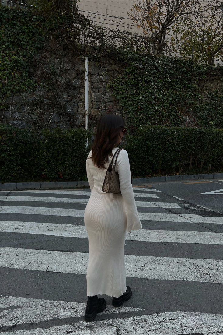 Krem Kalp Yaka Uzun Elbise ATE2642 - EYYO