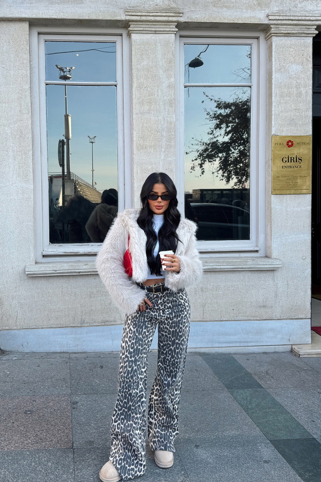 Krem Vania Kapüşonlu Kürk ATE-1809 - 3