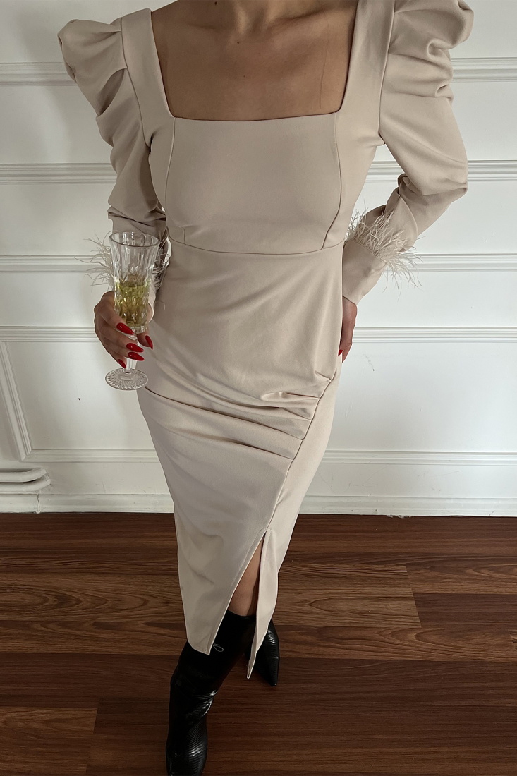 Krem Kare Yaka Yırtmaç Detay Elbise ATE3473 - EYYO