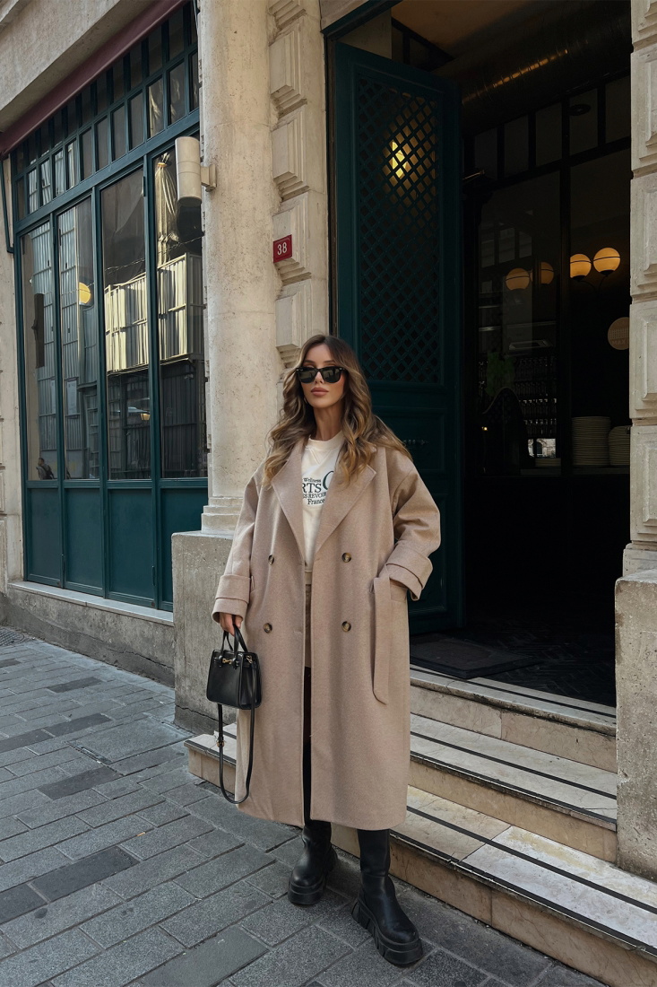 Krem Kruvaze Yaka Önü Düğmeli Kaban ATE2293 - EYYO