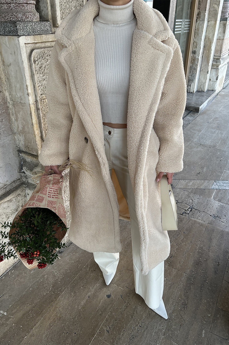 Krem Kruvaze Yaka Peluş Kaban ATE3279 - EYYO