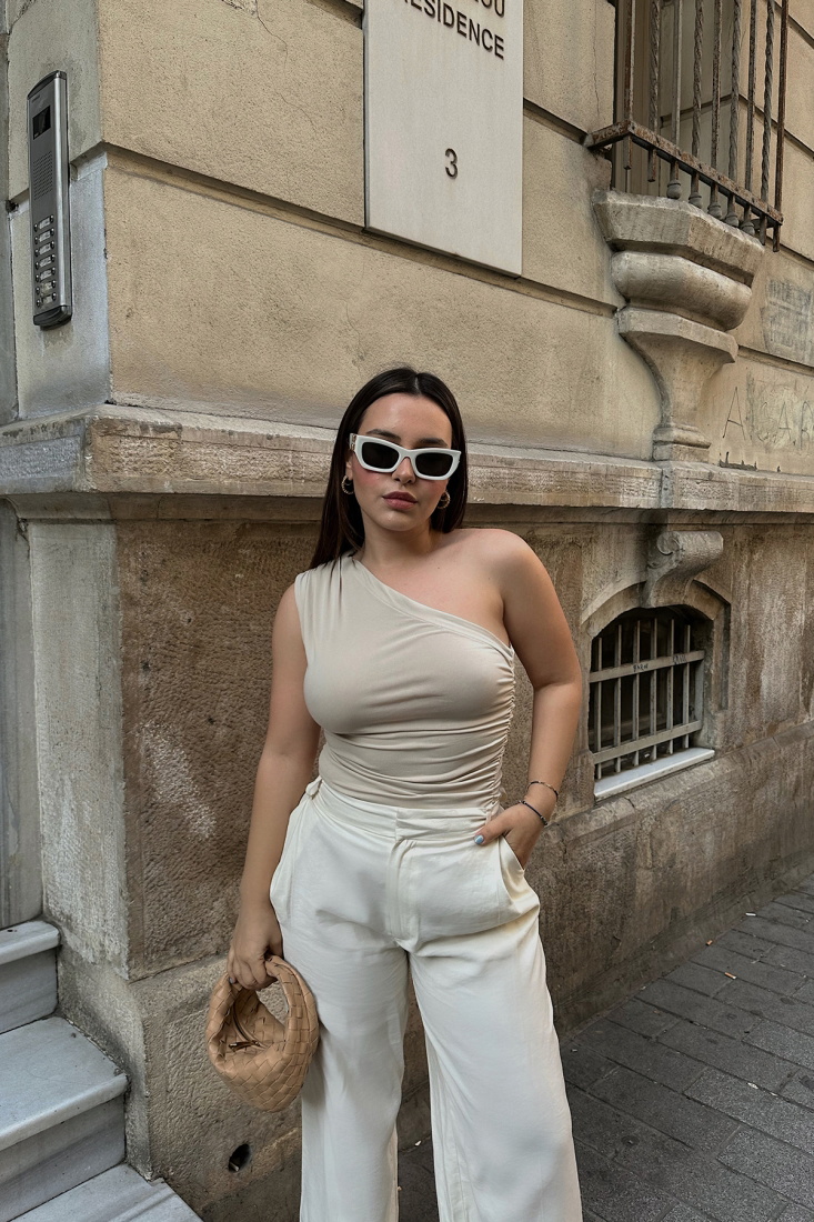 Krem Omuz Detay Bluz ATE6646 - EYYO