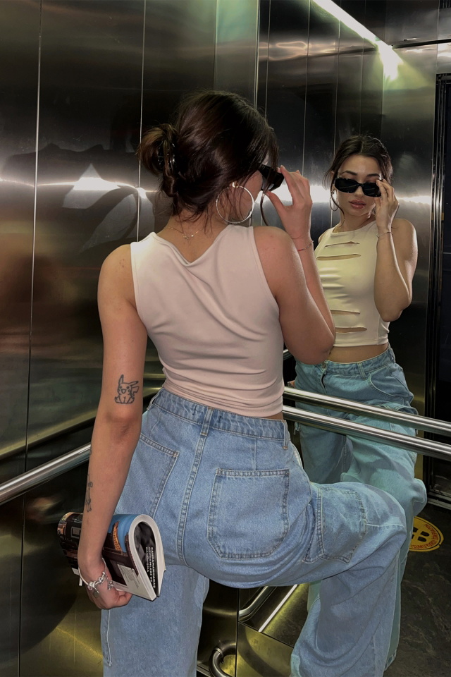 Krem Pencere Detay Crop Top ATE4644 - 4
