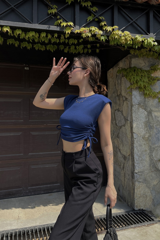 Lacivert Bağlamalı Crop Top ATE6522