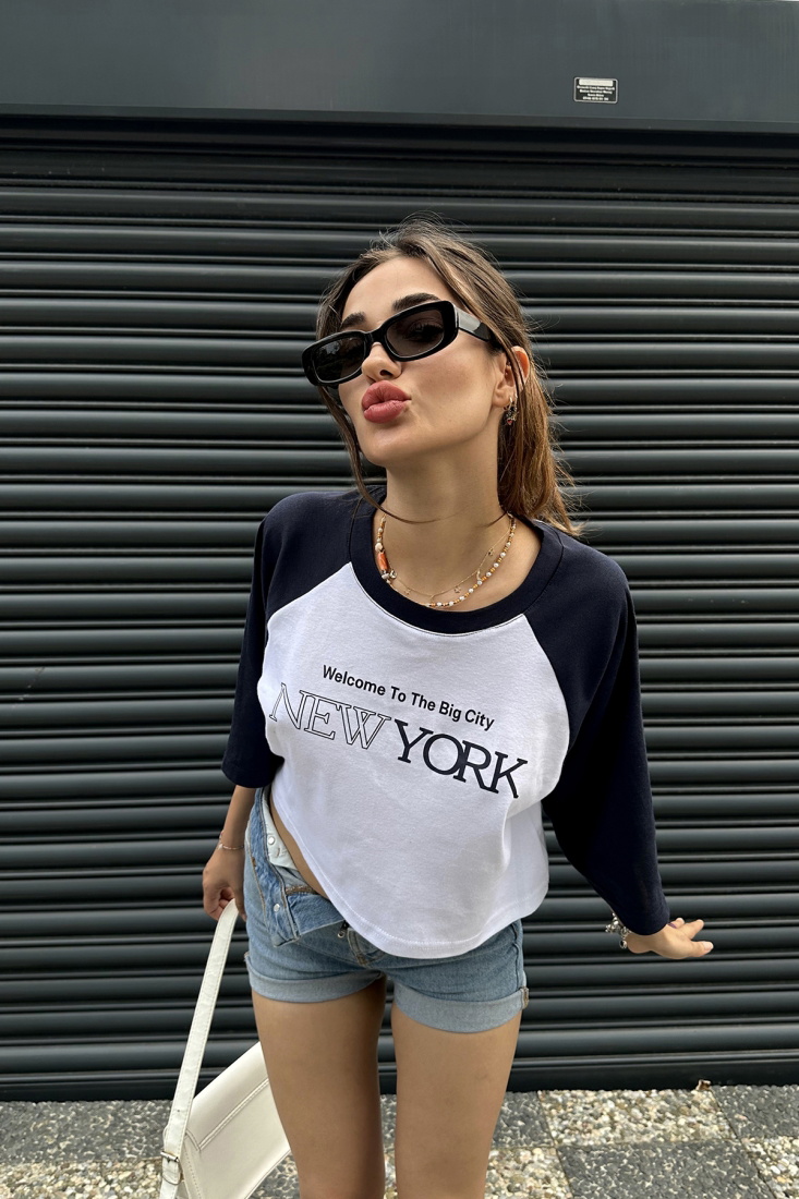 Lacivert New York Yazılı Crop Top ATE7332 - EYYO