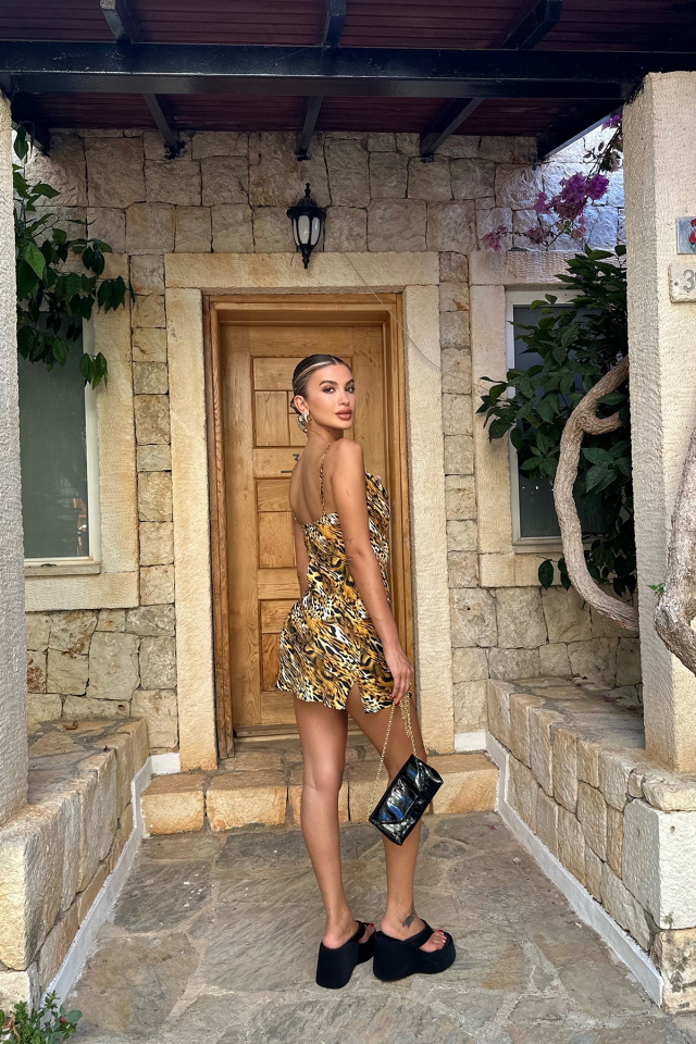 Leopar Desen Askılı Mini Elbise ATE7811 - 5