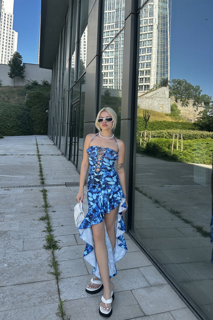 Mavi Derin Yırtmaçlı Önü Bağcıklı Elbise ATE7641 - EYYO