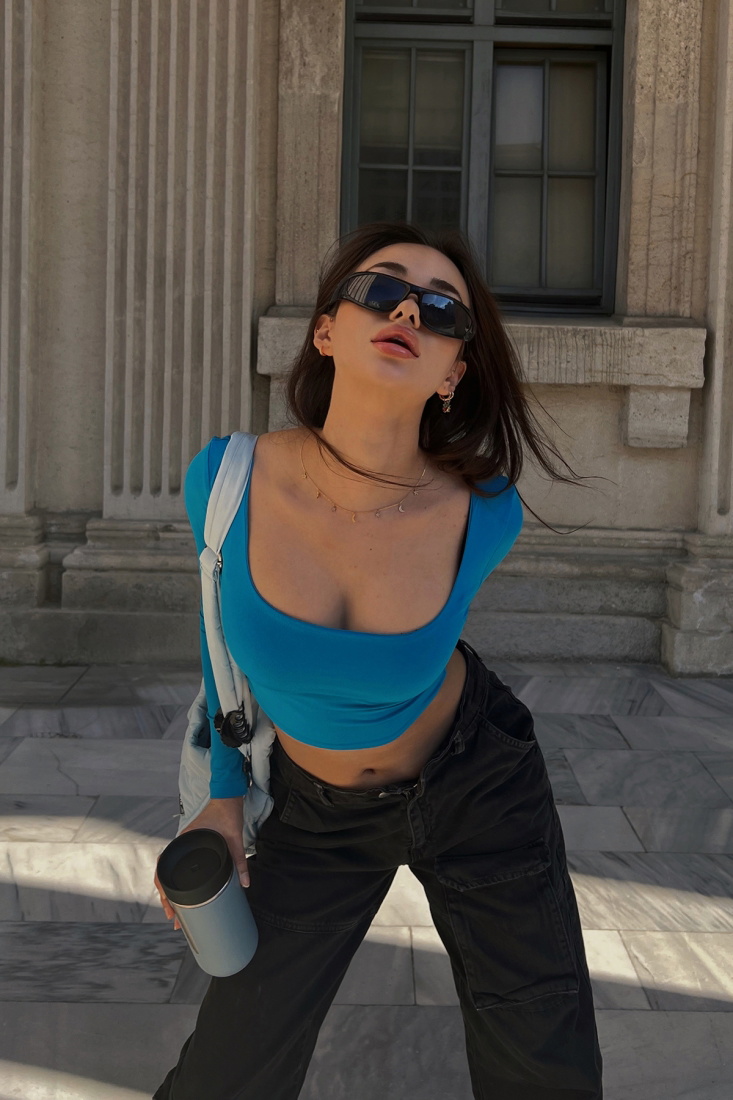 Mavi Kare Yaka Crop Top ATE3897 - EYYO