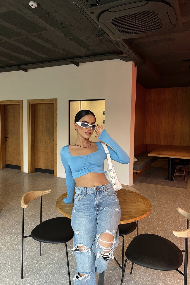 Mavi Önü Büzgülü Crop Top