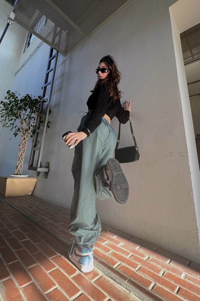 Mint Yeşili Paçası Bağlamalı Pantolon