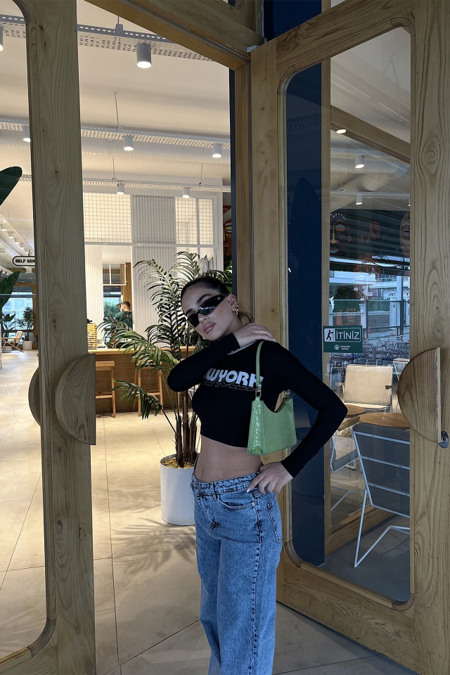 New York Baskılı Crop Top ATE2995