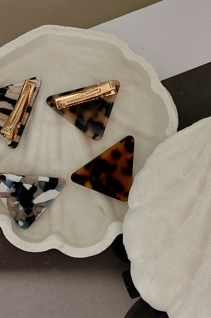 Patterned Triangle 4 Pieces Buckle Set AK77 - EYYO