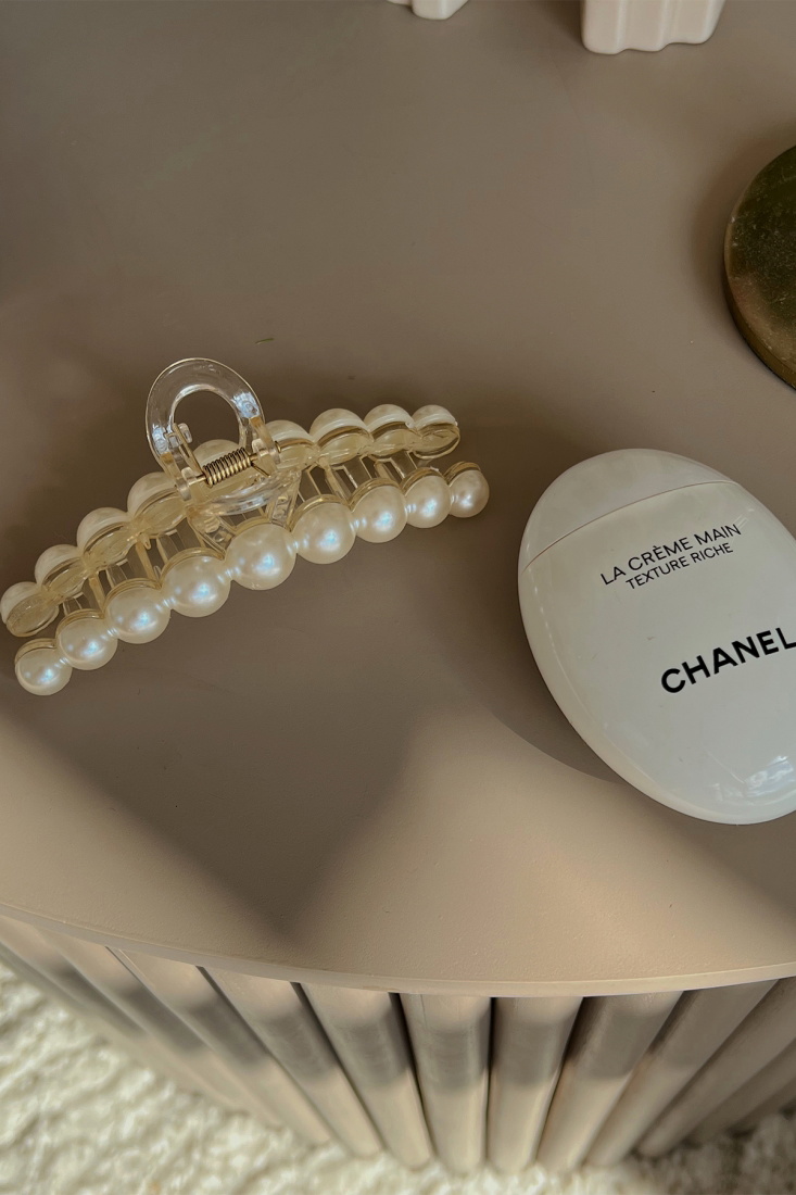 Pearl Latch Buckle AK107 - EYYO