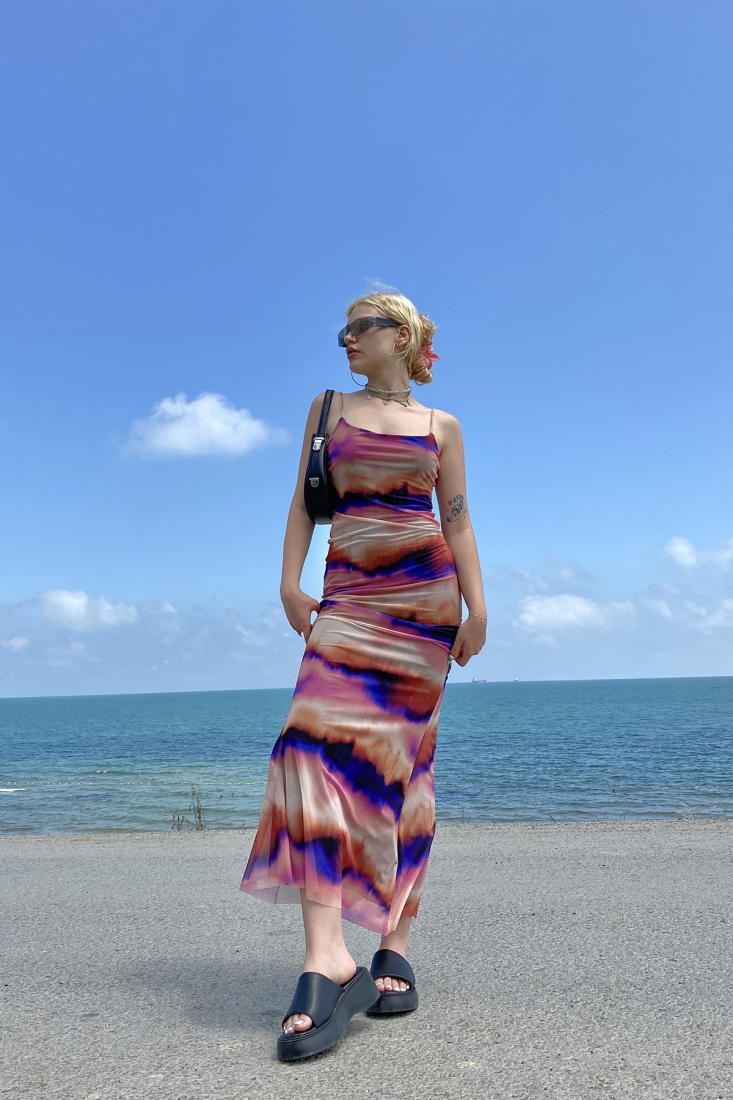 Pembe Batik Desen Askılı Uzun Elbise ATE7459 - EYYO