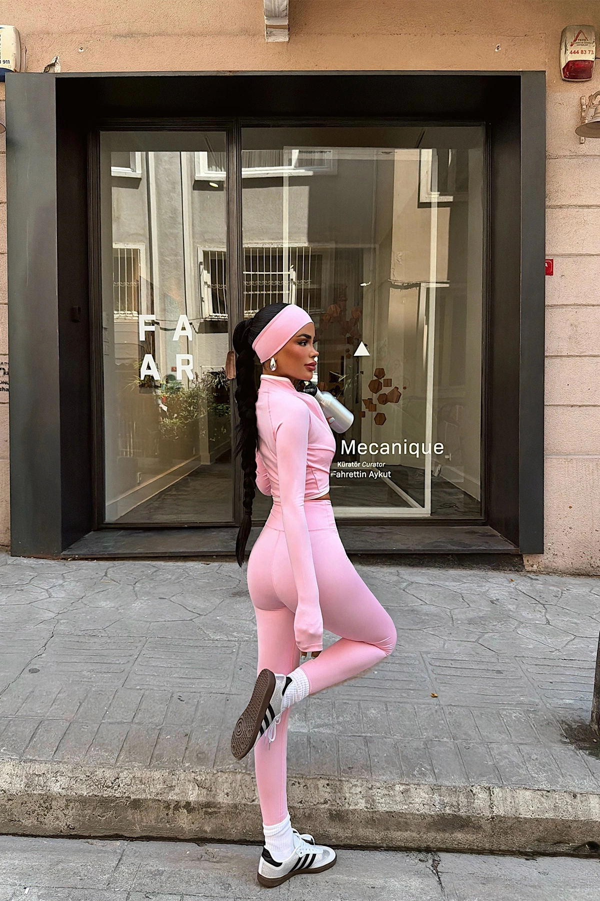 Pembe Pantolonlu 4'lü Takım - 4