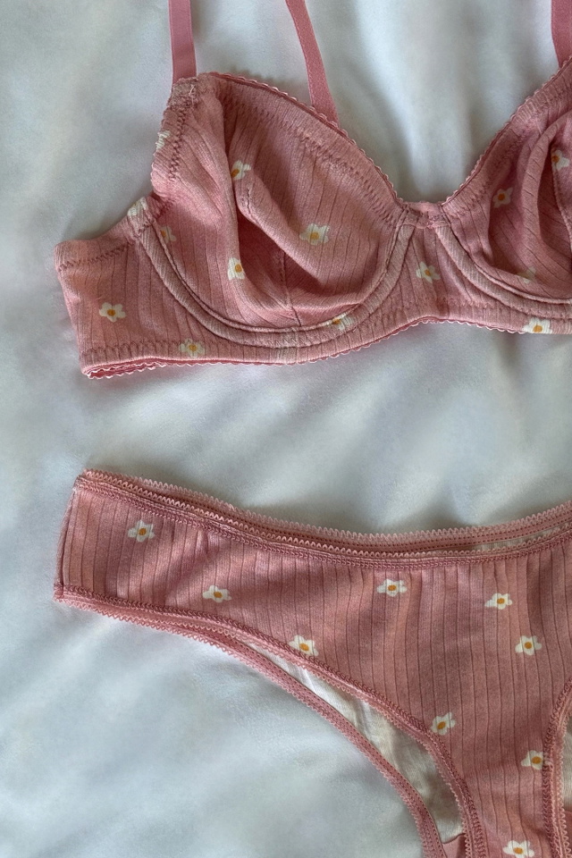 Powder Flower Pattern Underwear ATE-2882 - 2