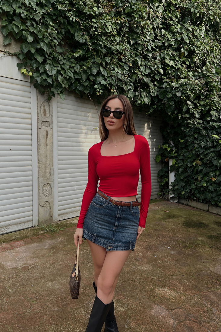 Red Square Collar Crop Top ATE4331 - EYYO