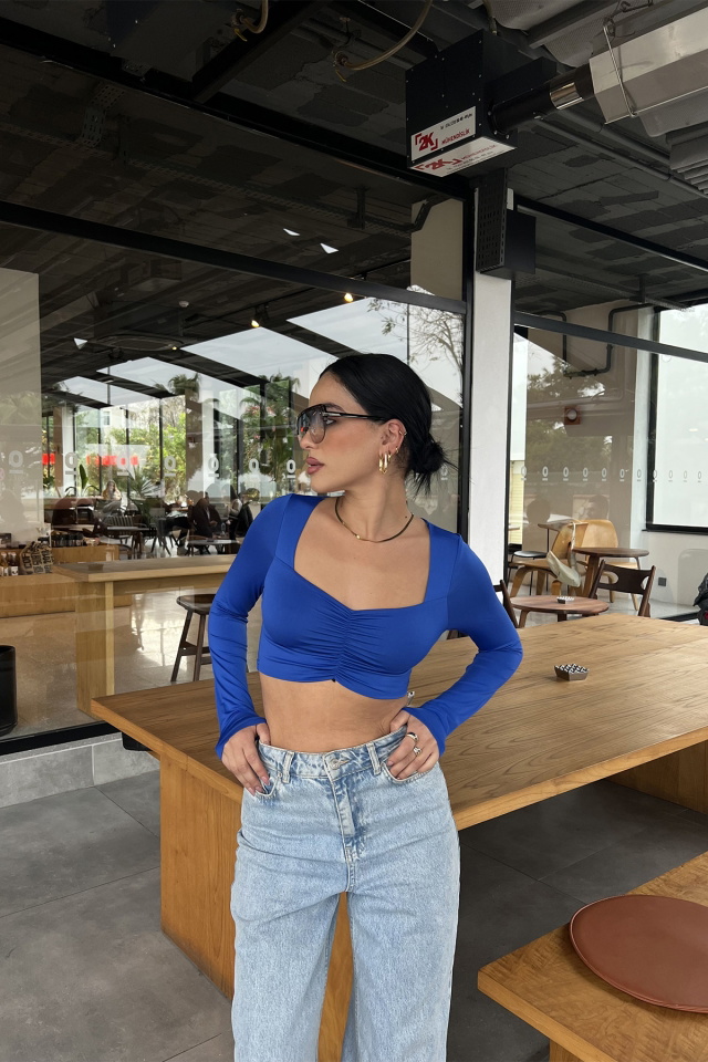 Saks Önü Büzgülü Crop Top