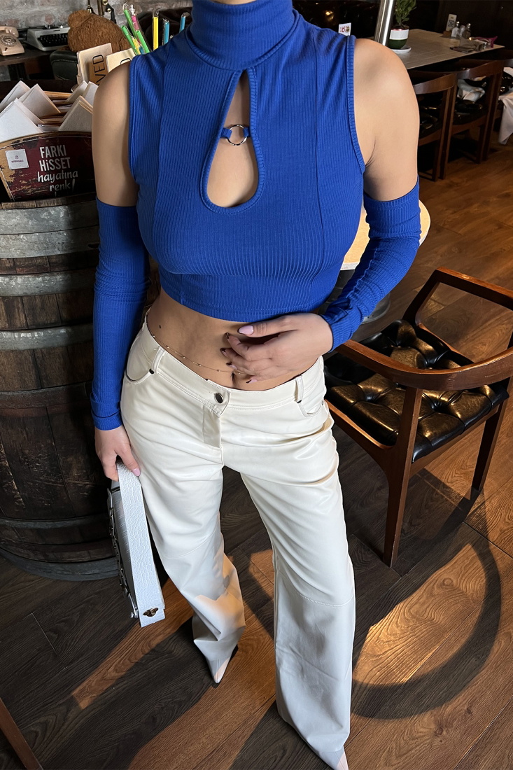 Saks Pencere Detay Crop Top ATE3150 - EYYO