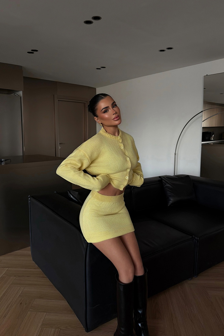 Sarı Kourty triko takım