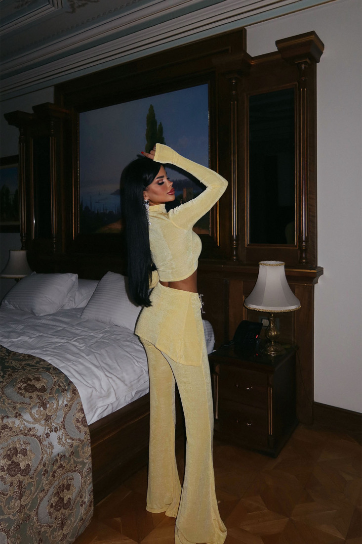 Sarı Tiani Taş Aksesuarlı Takım ATE-1980 - EYYO