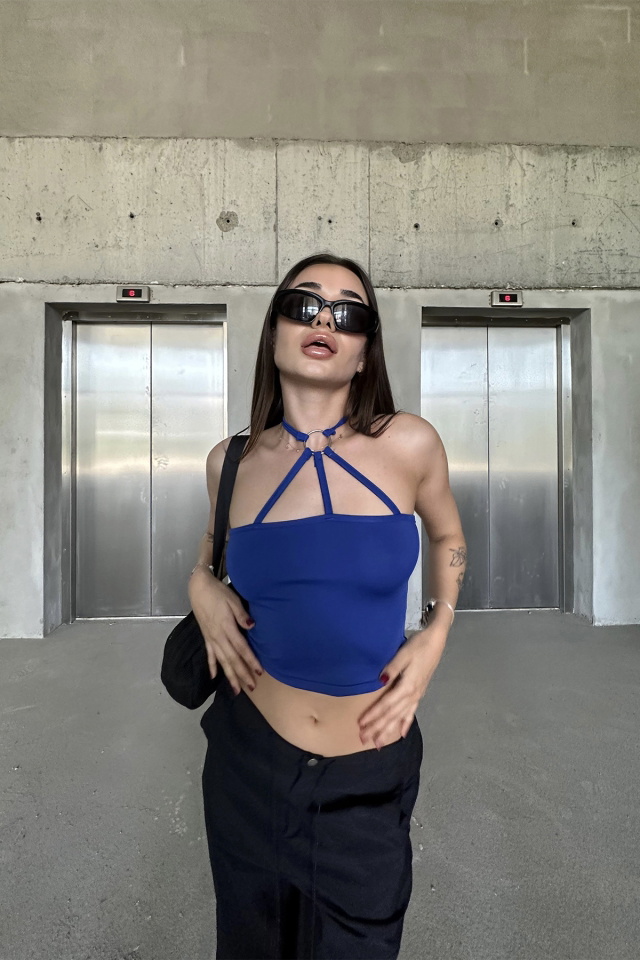 Sax Ring Detail Crop Top ATE7141 