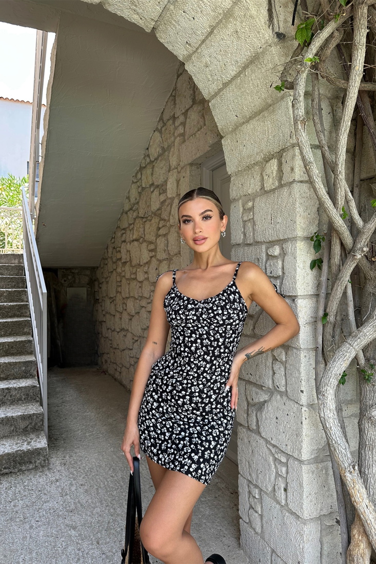 Siyah Askılı Çiçek Desen Elbise ATE7600 - EYYO